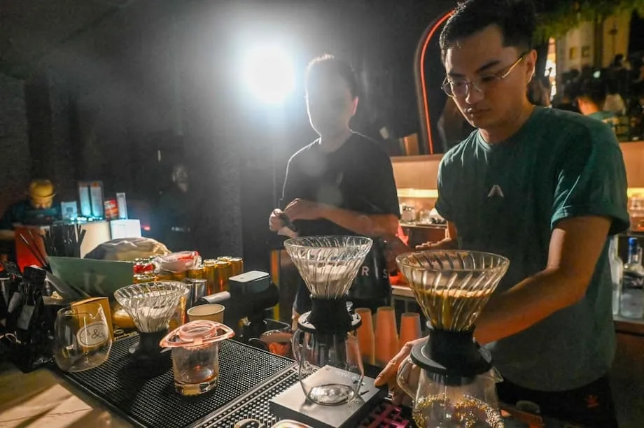 新加坡餐飲業者湧向新山：成本、挑戰與跨境餐飲的未來