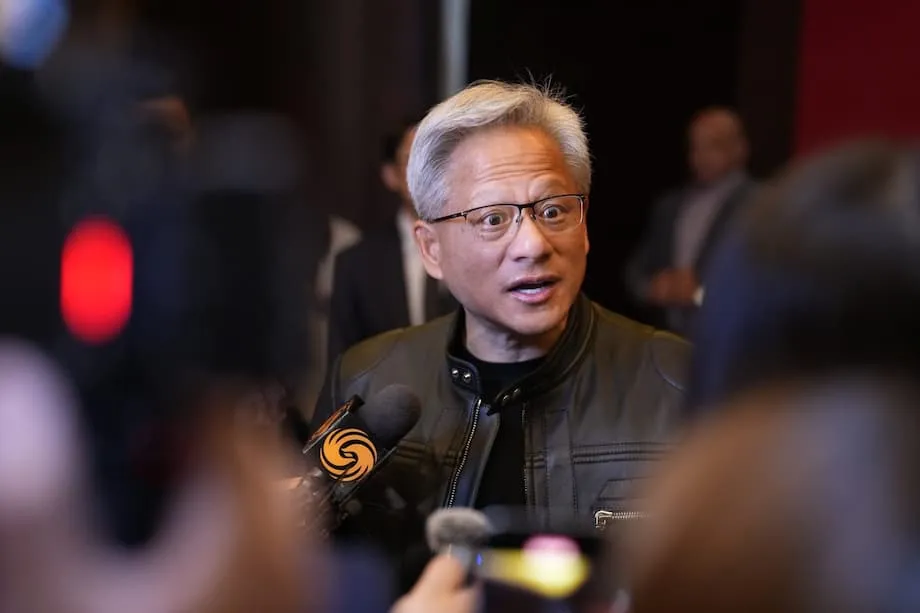 輝達受出口禁令影響,中國寒武紀科技股價飆升:晶片戰如何重塑全球 AI 競賽