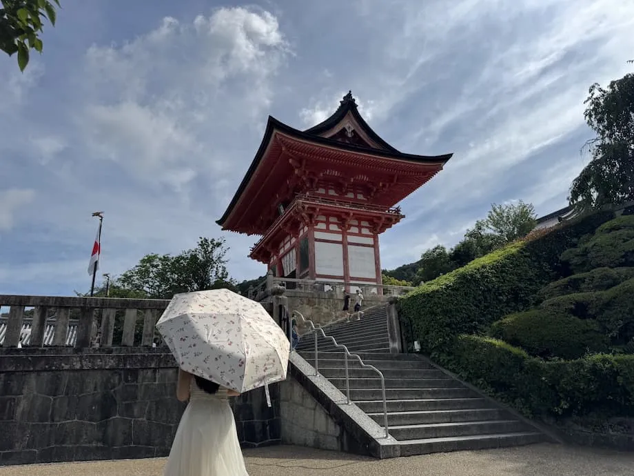 京都觀光過度:現場觀察與數據解析