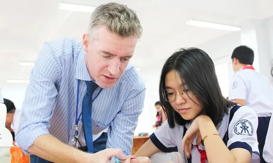 越南將於2030年前增聘2.2萬名英語教師，推動英語成為第二語言