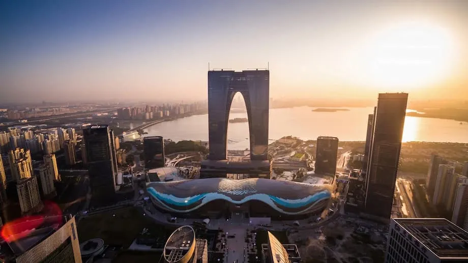 凱德集團引進新品牌吸引中國消費者,推出上海零售REIT
