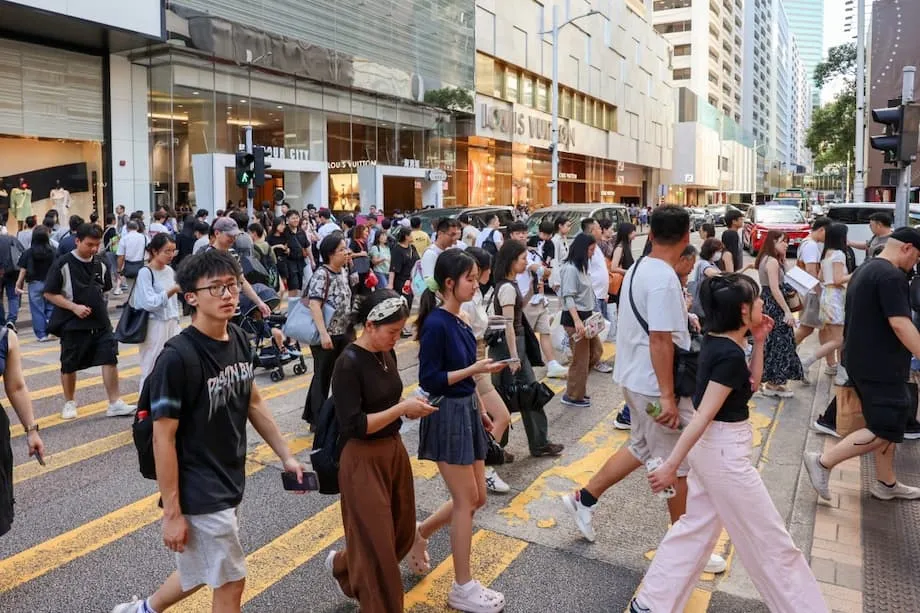 香港酒店國慶期間客滿,活動提早結束促使旅客當日往返