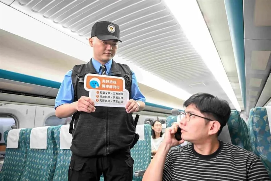 家長憂心高鐵靜音規定,台灣交通部官員出面捍衛政策