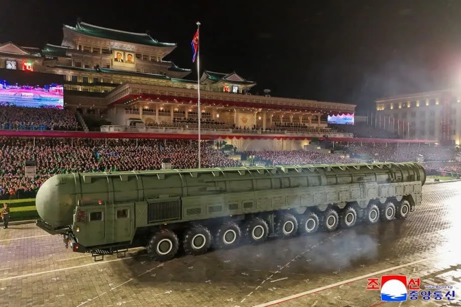 北韓閱兵聚焦高超音速與洲際飛彈