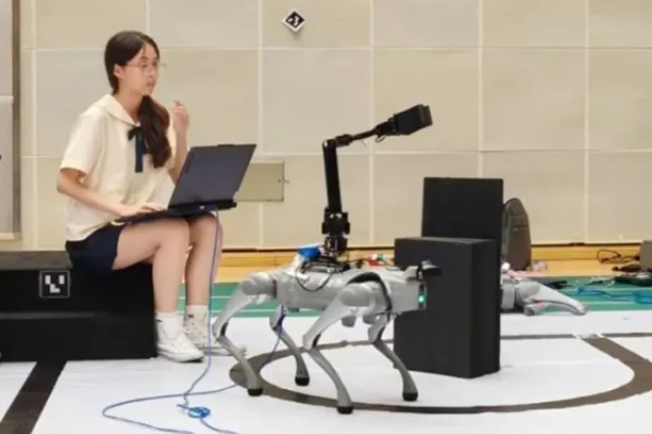 宇樹推出 Go2 機器狗學生培訓課程
