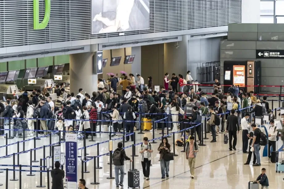 票價低廉讓中國三大航空公司持續承壓，儘管夏季獲利回升
