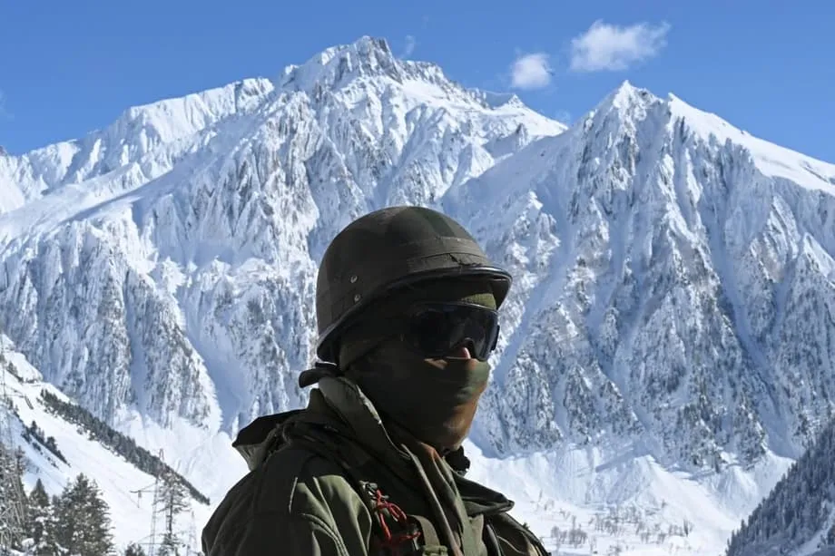 印度在中國邊境附近啟用高海拔尼奧馬空軍基地，強化基礎設施
