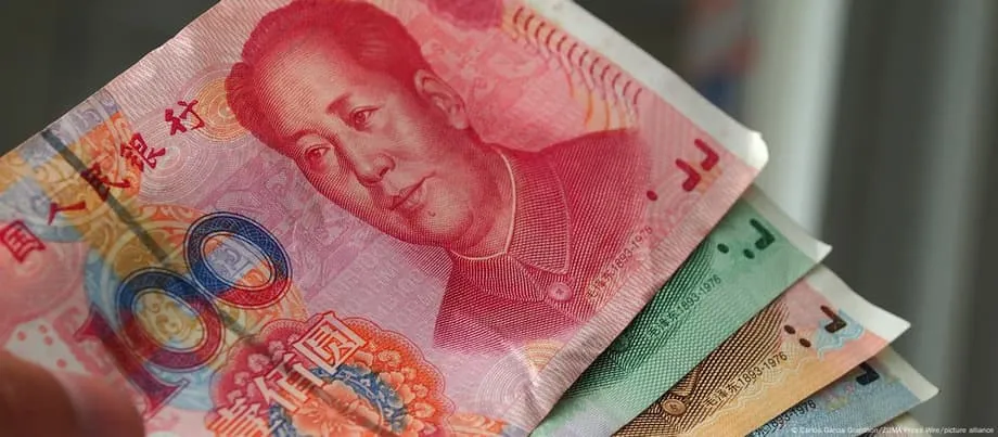 人民幣在中國跨境支付中超越美元，貿易使用增加但限制仍在