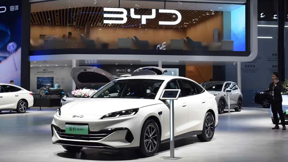 中國汽車品牌預計 2025 年全球銷量超越日本