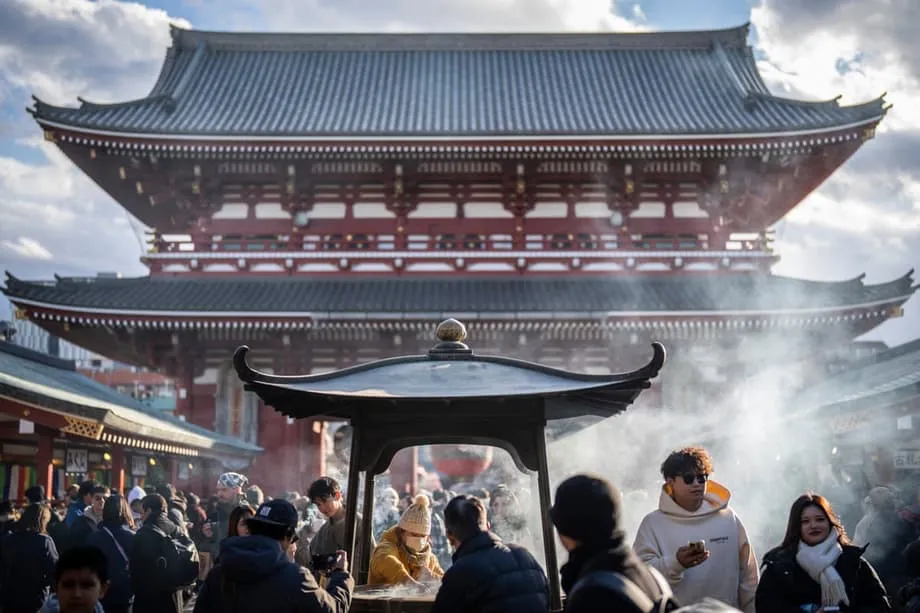 外交緊張衝擊觀光 赴日中國旅客銳減近五成