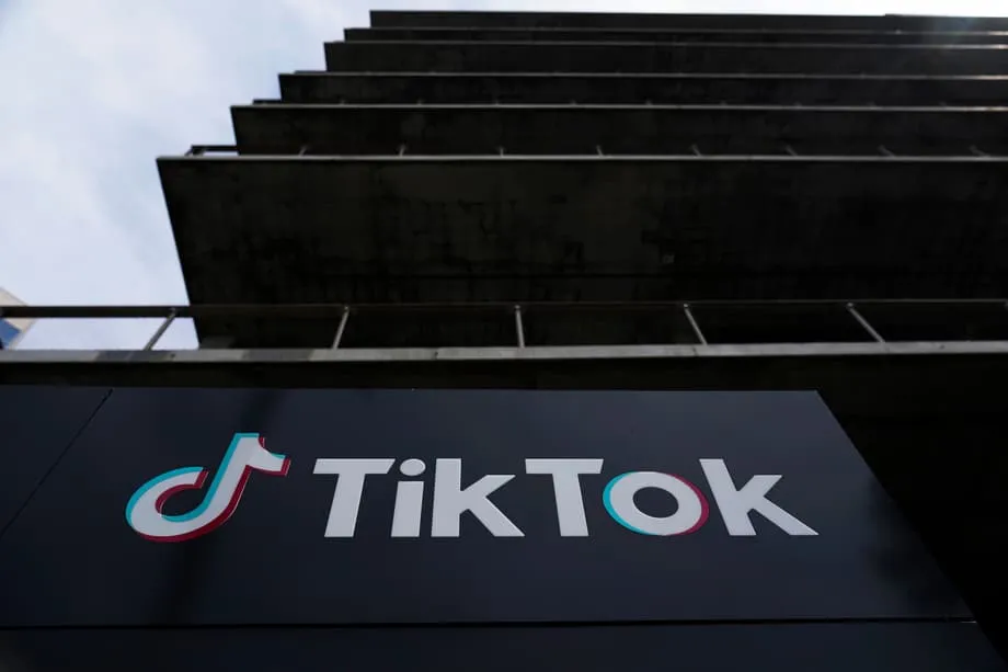 TikTok 美國夢變成惡夢：美國接手首週陷入混亂，故障、審查指控與用戶出走接踵而至