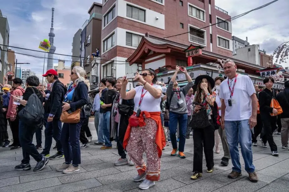 日本觀光人數3月創新高，儘管與中國交惡及伊朗戰事衝擊