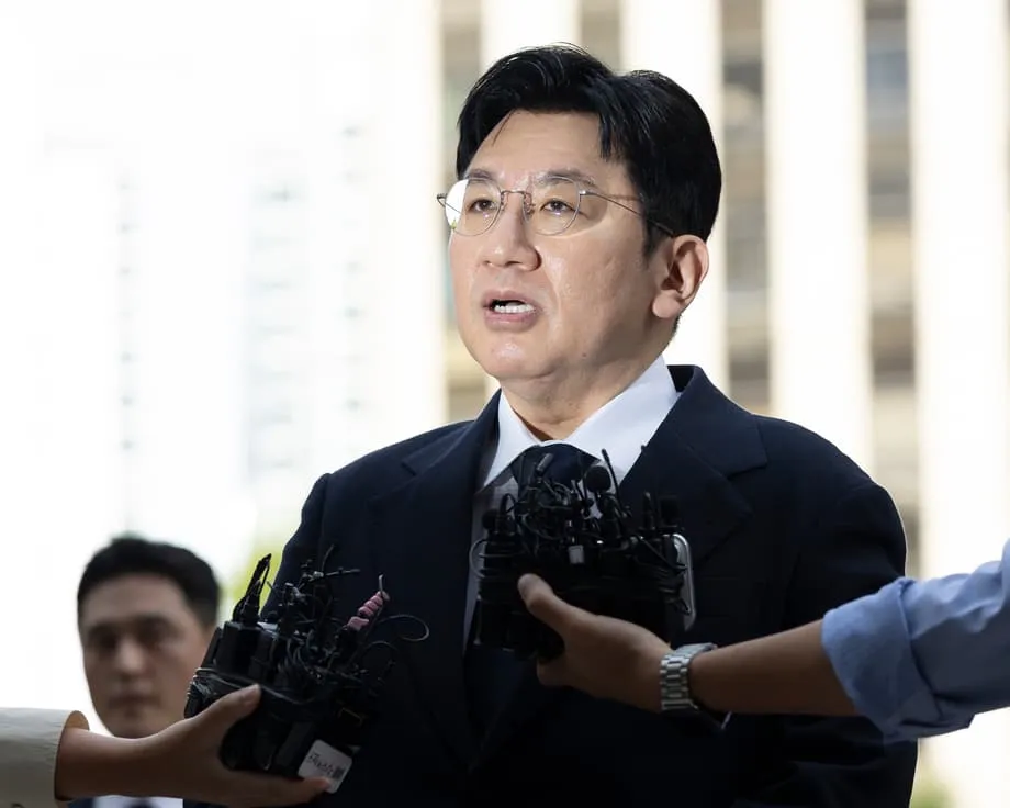 K-Pop 巨擘房時爀涉 IPO 詐欺案，遭控非法獲利 1.36 億美元