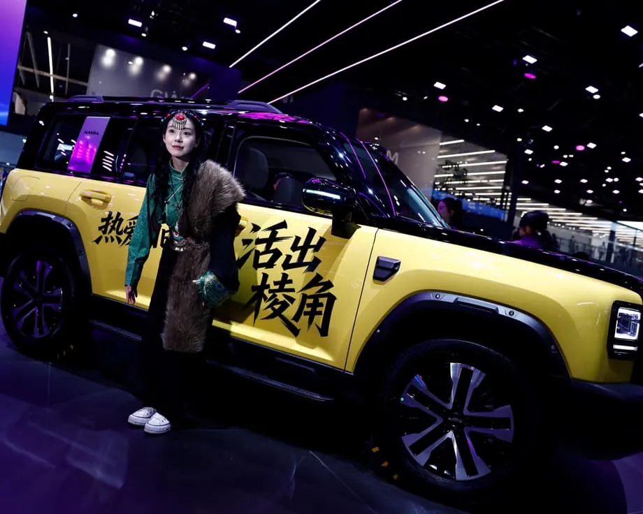 中國汽車製造商押注自動駕駛，國內電動車市場成長放緩