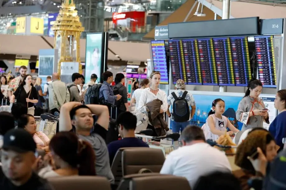 伊朗戰事阻斷全球航空燃油供應，亞洲旅客面臨夏季航班縮減、票價飆漲