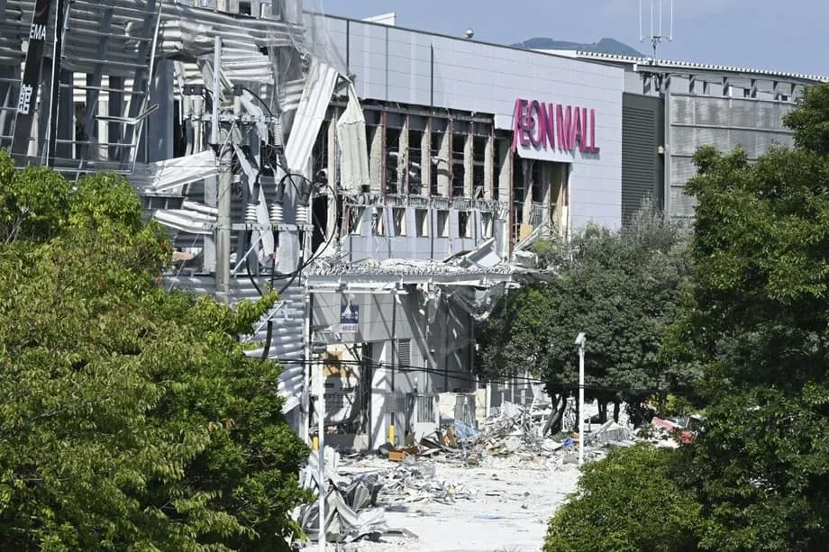 日本地震罹難者遭要求返回商場取現金，隨後發生致命爆炸