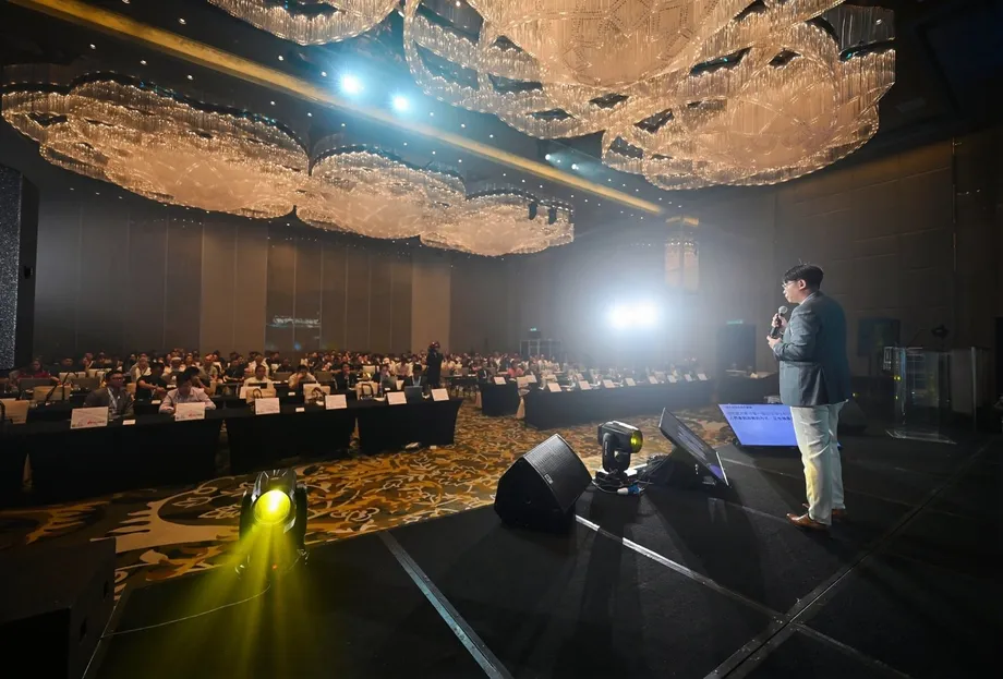 OpenAnolis Builds Anolis OS 27 Around AI Agents, Citing 95% Share of New Code at Alibaba Cloud Team