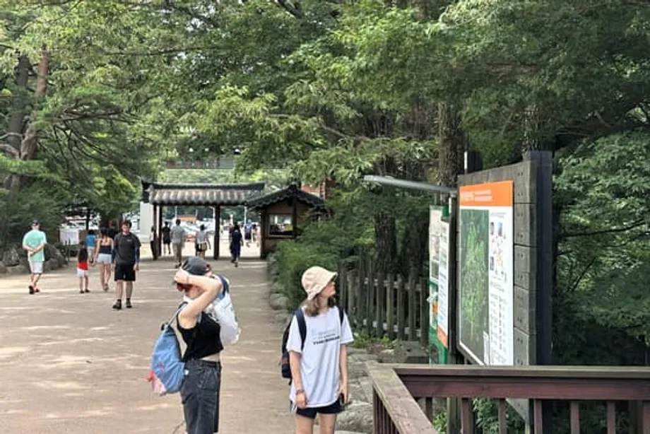 韓國健行熱吸引全球旅客走訪山峰與城市步道